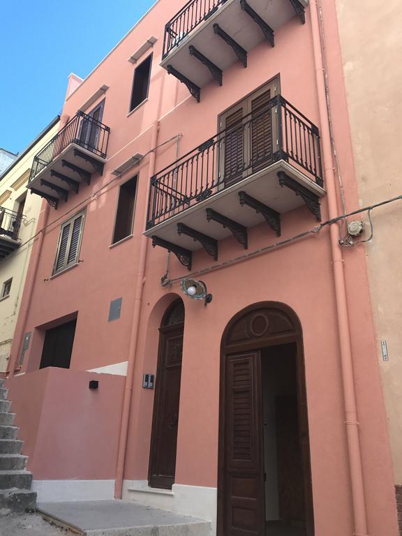 Antico Canale Castellammare del Golfo Luaran gambar